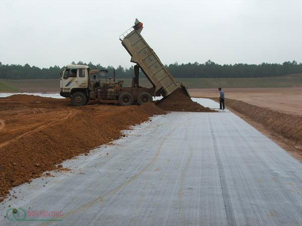 Nearly 1,400 billion VND invested in upgrading provincial road 391's section from Hai Duong city to East-West trunk-road
